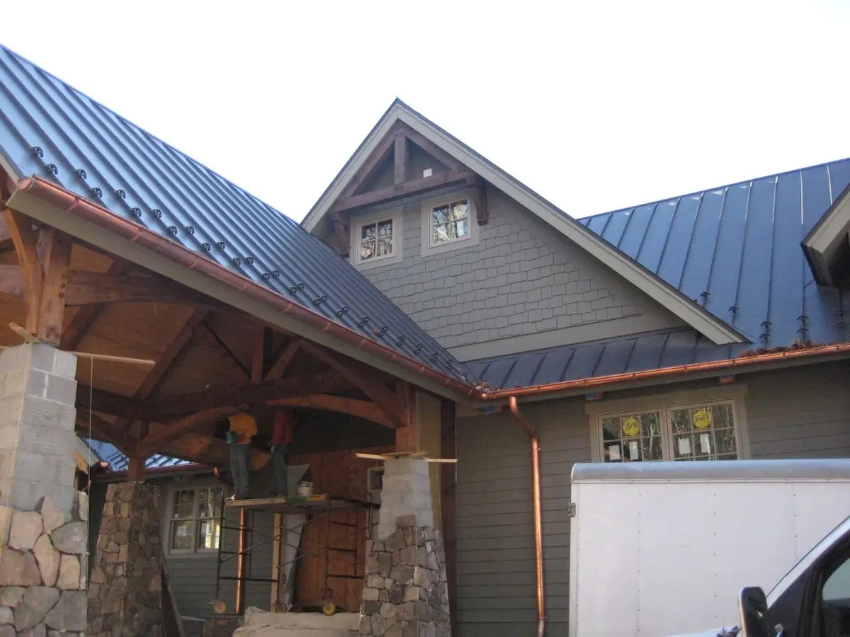 Craftsman Roofing team delivering quality roofing work in River Ridge